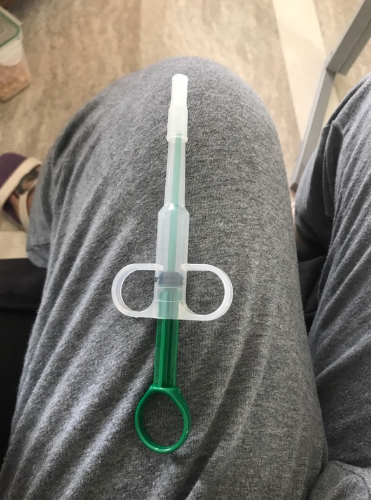 宠物喂药器