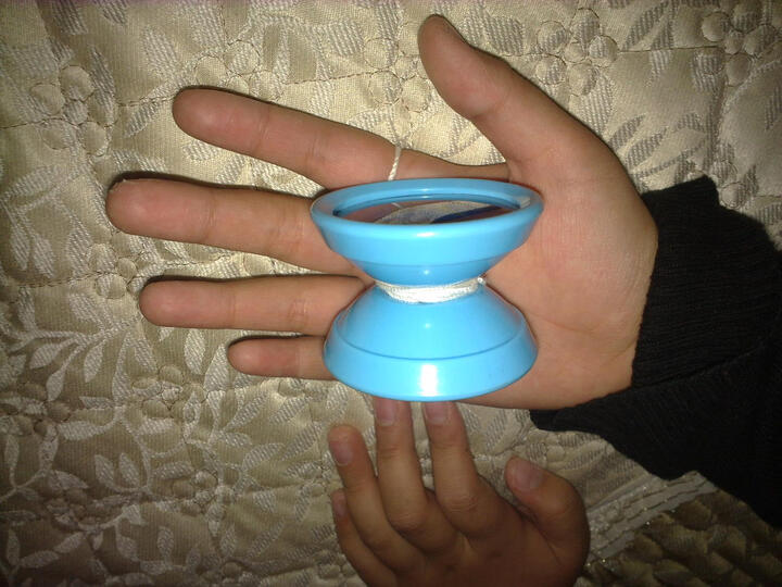 奥迪双钻 auldey 《火力少年王4之舞动火力》悠悠球 大地超音 罗阳用