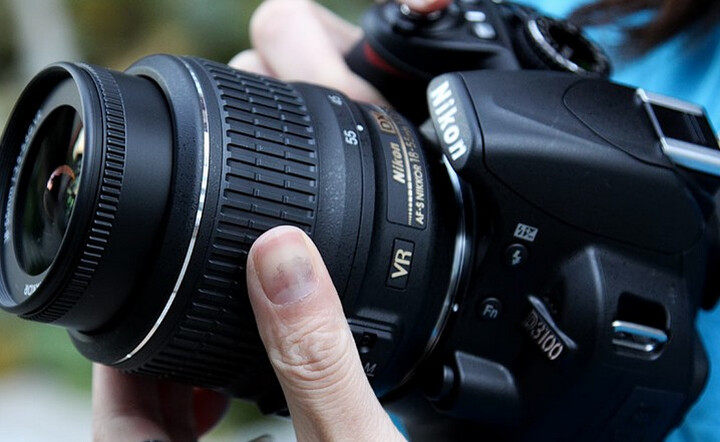 尼康(nikon) d3100 单反套机(af-s dx 18-55mm f/3.5-5.