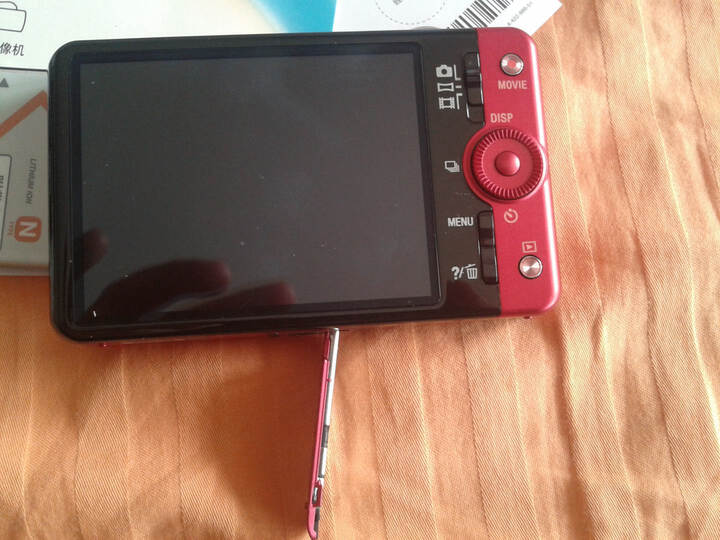 索尼(sony) dsc-wx150 数码相机 红色(1820万像素 3英寸液晶屏 10倍