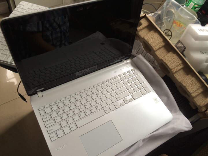 索尼(sony) svf15系列 15.