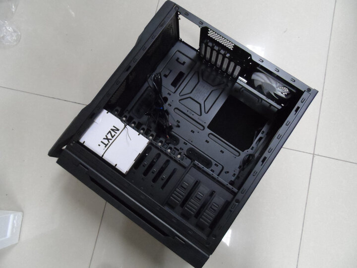 恩杰(nzxt)h2 静音防尘游戏机箱 黑色 (原生usb3.