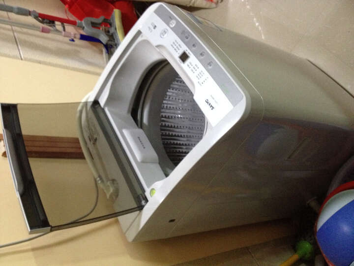 三洋(sanyo) xqb50-m855n 波轮洗衣机(亮灰色)--三洋洗衣机很好