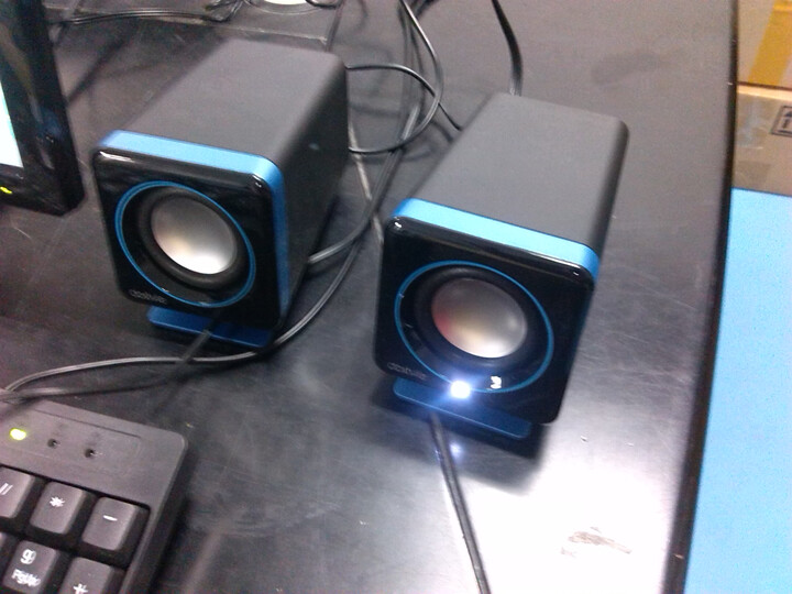 dostyle sd205 2.0usb电脑音响音箱宝石蓝 桌面小音箱--小音箱,声音大