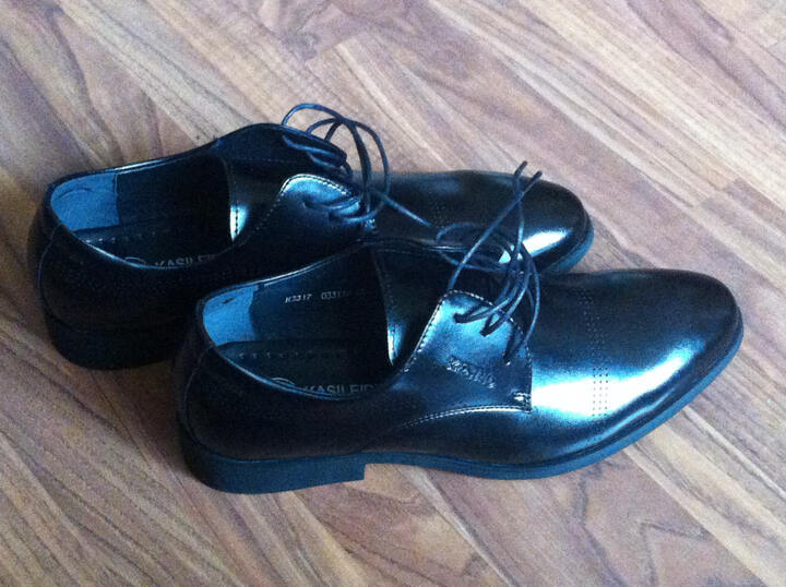 kasileideng 男式正装商务 时尚英伦尖头皮鞋3317 黑色 43--材质不错