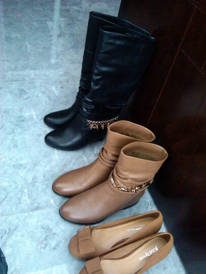 卓诗尼2013冬季新款女靴 韩版时尚金属链挂饰女鞋 高