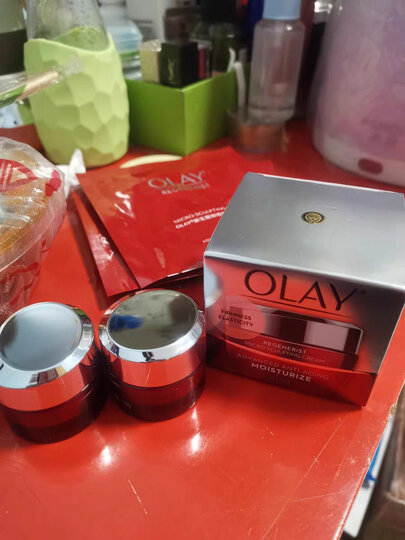玉兰油(olay)新生塑颜大红瓶空气霜50g(烟酰胺女士面霜 补水保湿 提拉