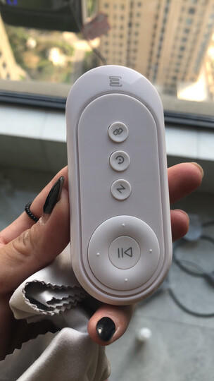 科沃斯(ecovacs)w83s:"家28楼,买了这个小东西以后不愁擦玻璃了,买