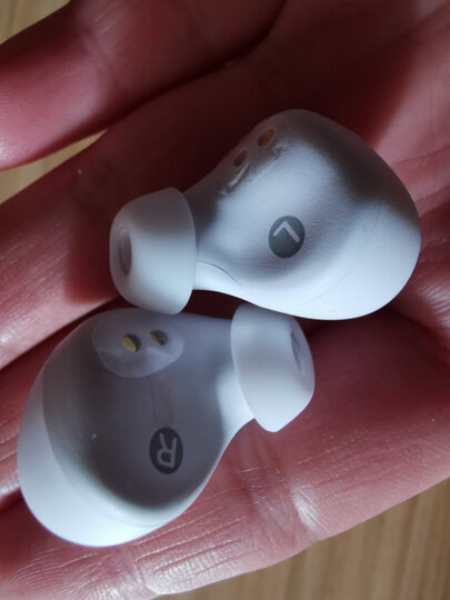 京东京造jdjztws03:"第二次买京造耳机了,第一次买的被老公抢走了(是