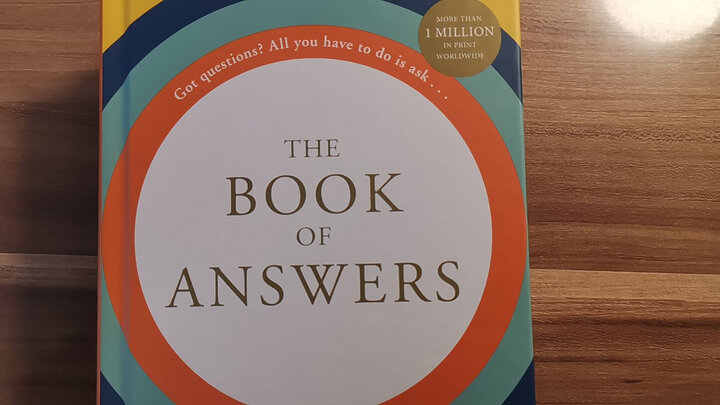 英文原版 答案之书 the book of answers 我的人生解答书 快乐大本真