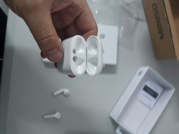 名创优品(miniso)k66,k3p:"耳机已经收到,到手后马上拿出来试用了一下