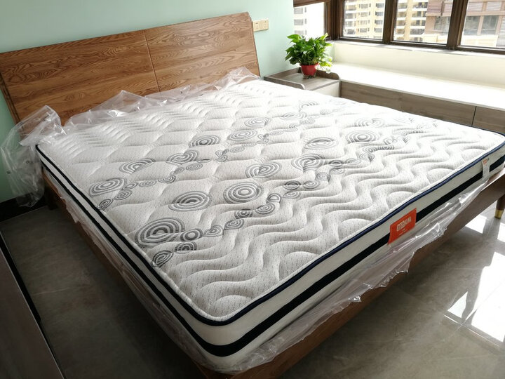 喜临门 进口乳胶床垫 独立袋装弹簧床垫 席梦思床垫 美睡 1800*2000很