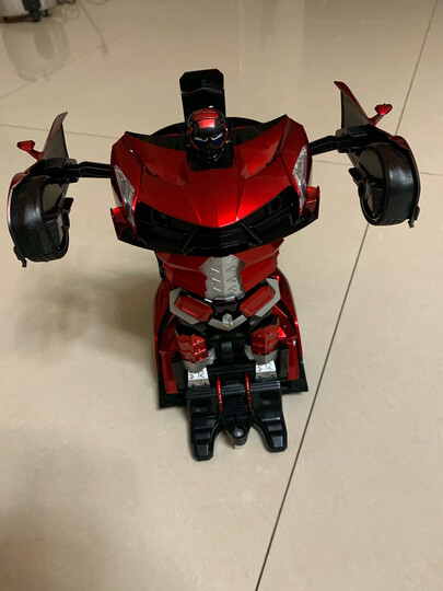 迪美遥控车变形汽车机器人模型 一键展示功能带灯光音乐可充电男孩