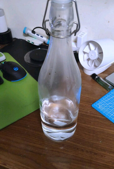 密封性很好,瓶子很大