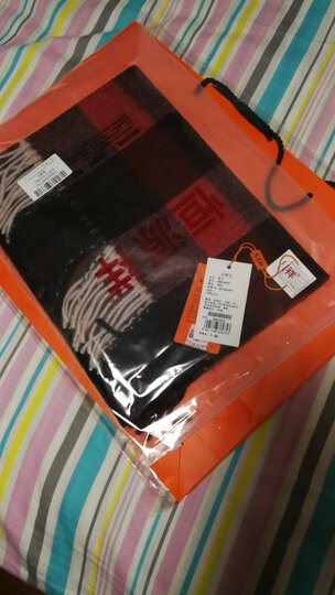 恒源祥50m15318:"舒适程度:比较舒适,买回家用金纺泡一下就更柔软了