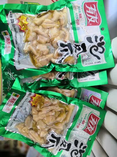 有友泡椒凤爪:" 最喜欢的泡脚凤爪没有之一,超市不太容易买到有友!