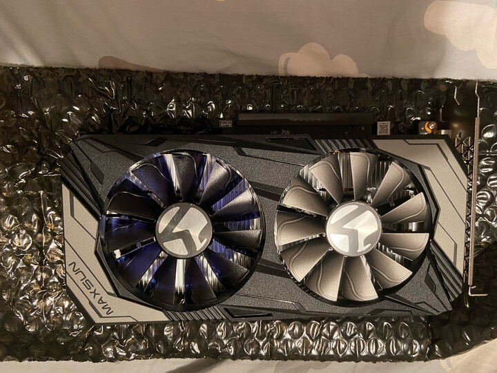 铭瑄(maxsun)ms-geforce gtx1650 super 终结者 4g:"非常完美,有背板