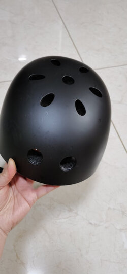 一直想给孩子买骑行的头盔,都没选中,看到这款套装很喜欢,回来后觉得