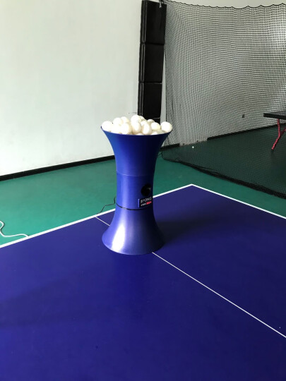 简易乒乓球发球机制作图片