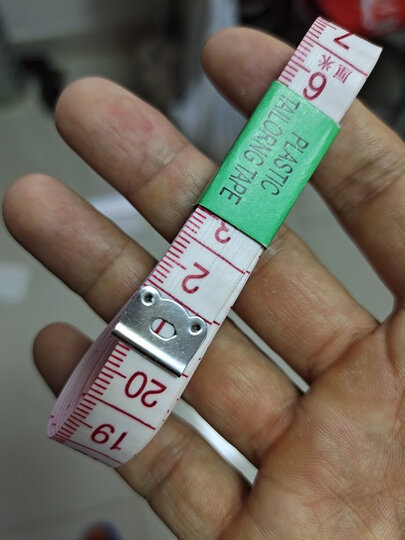 居佳乐(jujiale):"非常好用的皮尺,1米5长度,可以测量家里面一些小