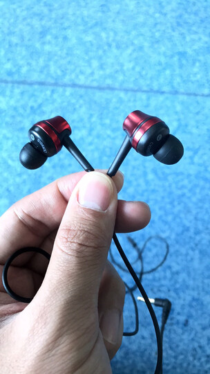 铁三角ath-ckr50is:"做工质感:做工质感优秀,满足主流设计的感官!