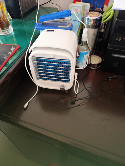 斯泰克hqm-fc01:"一直想买一个小风扇放在办公室里用,白天办公室的