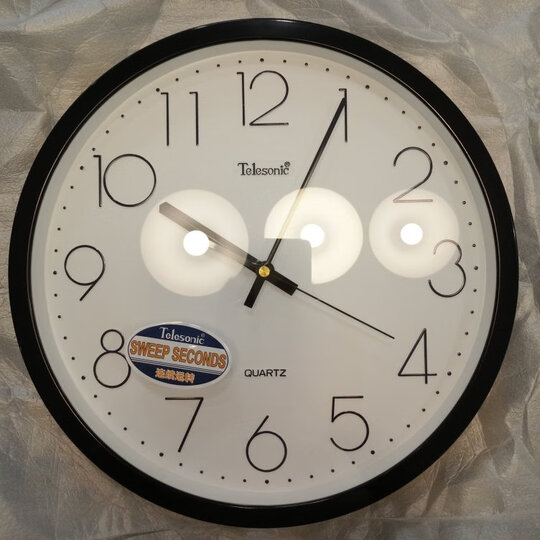 挂钟 客厅创意钟表现代简约静音钟时尚个性3d立体时钟卧室石英钟圆形