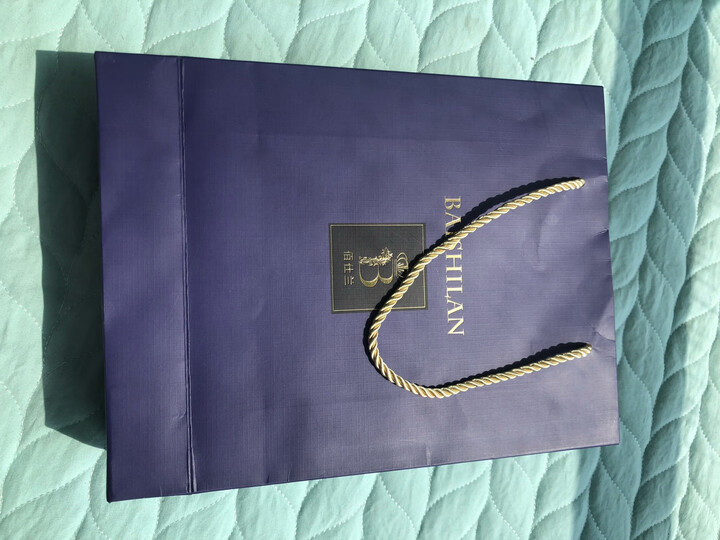 佰仕兰(baishilan):"收到货用了一天,补水保湿效果不错,能持续一整天.