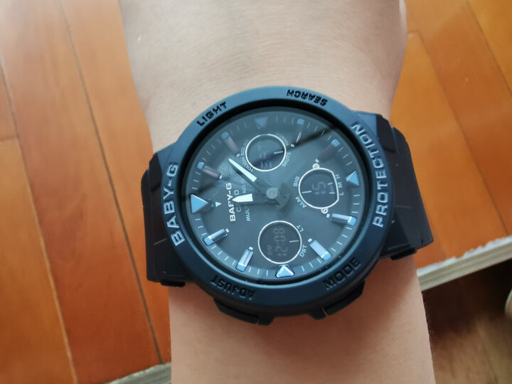 卡西欧bga-2500-1a:"手表很快就收到货,孩子非常喜欢 ,包装质量完好