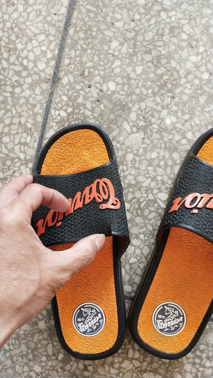 [晒单帖]这叫正宗回力拖鞋,穿不到一个月就裂了,我.