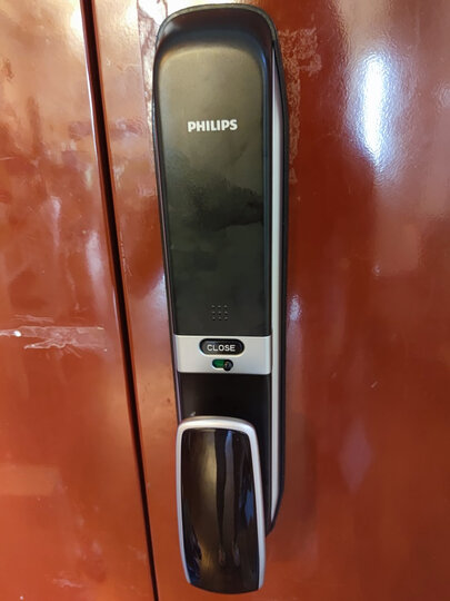 飞利浦9100:"前年换的c级锁,其实很安全,不过要用钥匙,我们经常忘带很