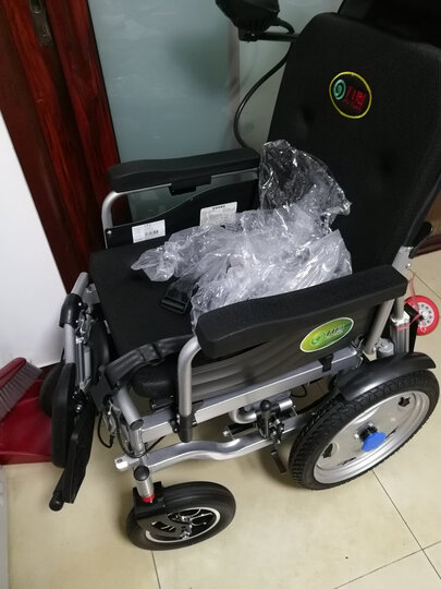 九圆:"轮椅非常喜欢,功能多放便好用." - 京东