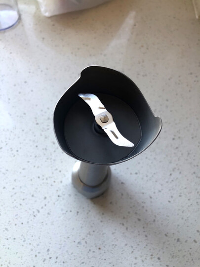 飞利浦hr2657/90:"飞利浦搅拌棒使用起来很方便,搅拌效果给棒,做工