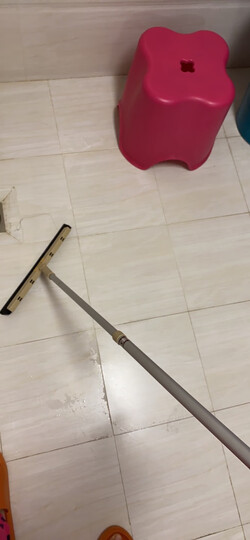 美丽雅扫把:"不愧是叫做神奇扫把,用来打扫卫生间扫水,非常方便省力