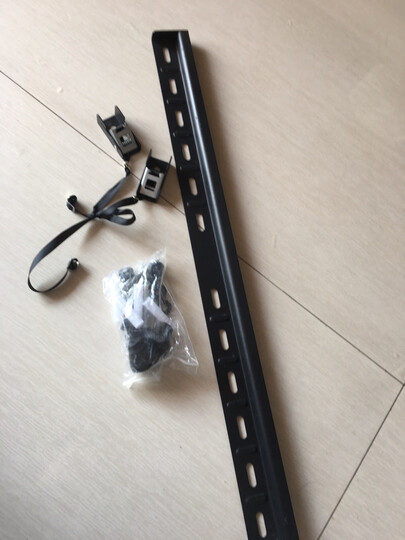 三策 液晶电视通用挂架壁挂固定支架适用创维酷开海信康佳长虹夏普