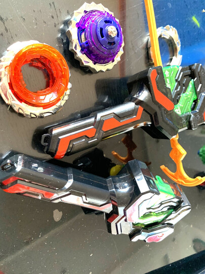 奥迪双钻(auldey)624711烈风圣翼s:"快递很快就到了,赶在儿童节之前送