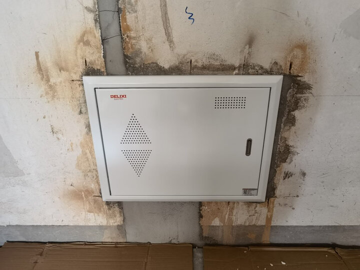 德力西电气家用暗装弱电箱多媒体光纤箱多媒体信息箱集线箱大号400*