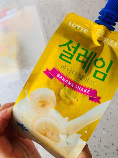 乐天乐天雪莱淋香蕉味125g:"一盒两个的乐天经典雪来淋雪糕 也是可以