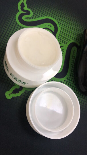 艾贝森林:"手一直都在脱皮.