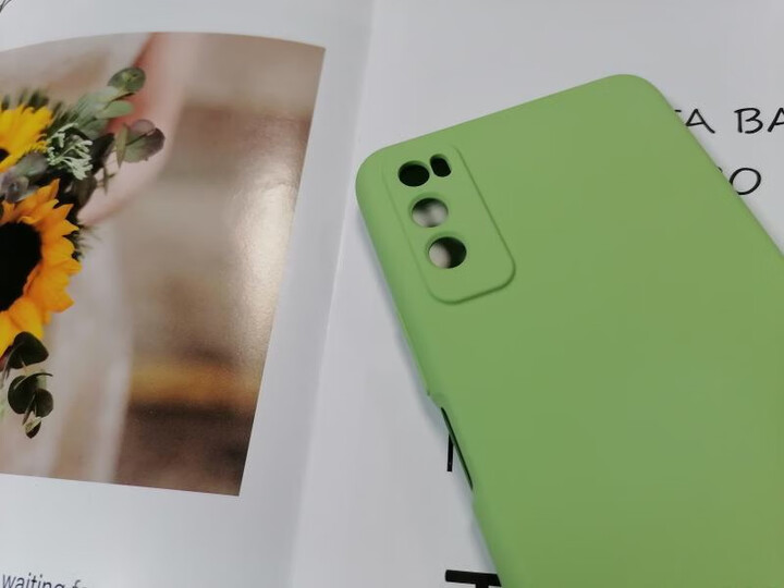 apobico华为畅享20pro/畅享z:"绿色看着很小清新很好看,纯色的相比