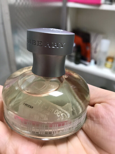 博柏利男士香水:"双十一活动买的,价格很实惠,一如既往的喜欢这个味道