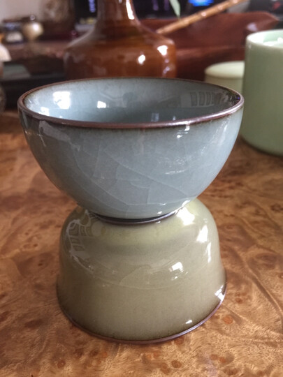 王文青瓷哥窑开片品茗杯釉色温润器型美观好看品质不错有证书值得入手