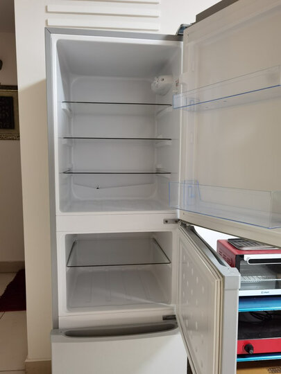 首页>家用电器>大家电>冰箱>现代(hyundai)bcd-215>现代(hyundai)bcd