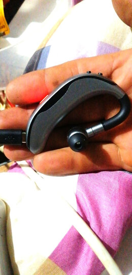 斯泰克f600无线蓝牙耳机:"音质音效:音质非常好,低音音质有音响的效果