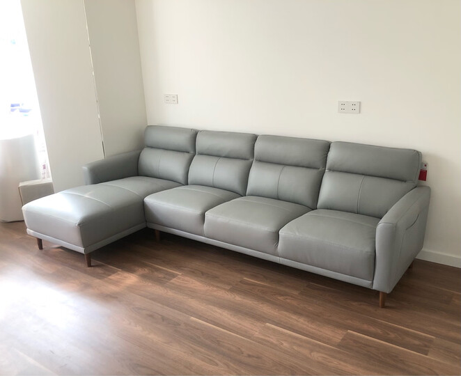 大地灰的沙发很时尚大