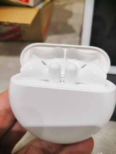 华为freebuds 3 有线充版:"做工质感:精细品控优秀,音质音效非常震撼.