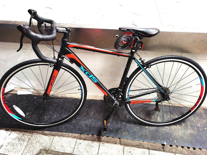 喜德盛公路车rx200:"买来送小朋友太合适了吧,一个个喜欢的不得了.