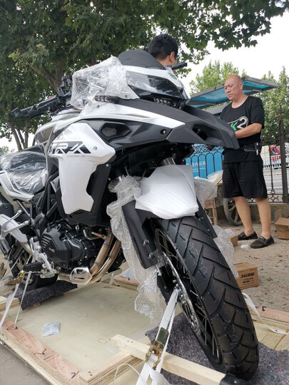 benellibj500gs-5d:"爱不释手,超赞我贝纳利大白!