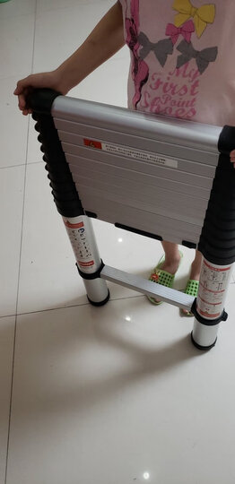 plusteps532单面伸缩梯:"产品材质:铝合金其他特色:防夹手,自动收梯