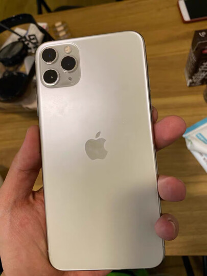 appleiphone 11 pro max:"外形外观:金色非常喜欢屏幕音效:哈哈哈拍照